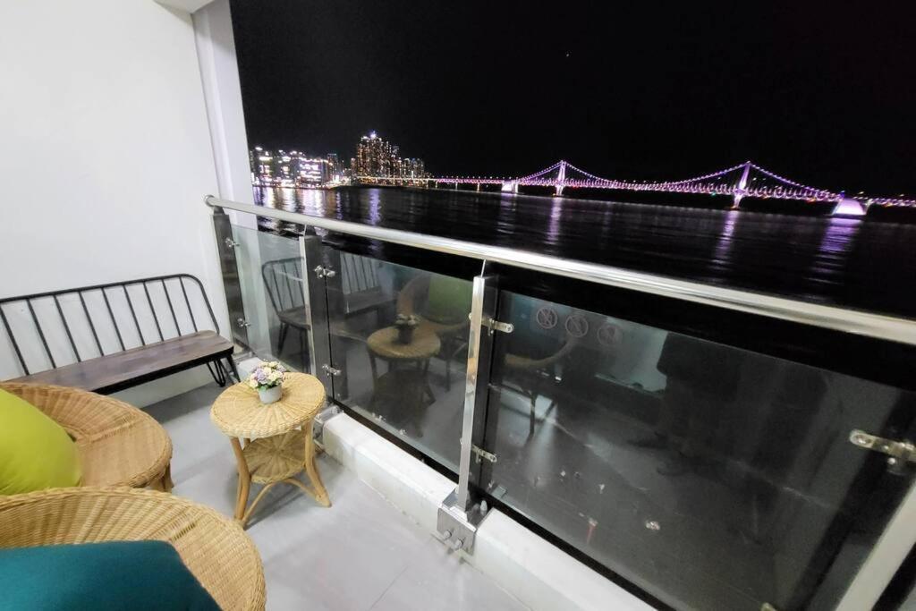 釜山広域市Gwangan-Ri Grand Terrace Ocean Viewアパートメント エクステリア 写真
